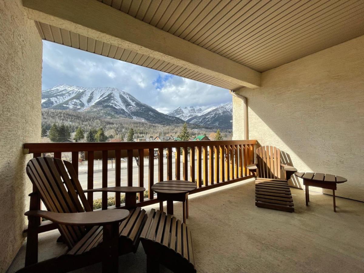 Park Place Lodge Fernie Exterior foto