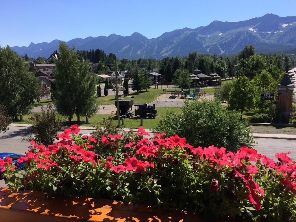 Park Place Lodge Fernie Exterior foto